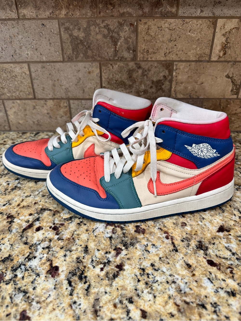 Jordan Air Jordan 1 Mid Multicolored Swoosh Leather Sz 9.5Colorblock DN3738-400 - Picture 4 of 8